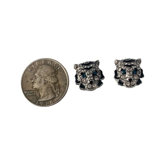 Betsey Johnson Snow Leopard Head Crystal Stud Earrings .5" Magical Creature - Picture 16 of 16